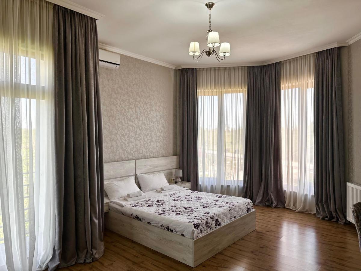 Flamingo Hotel Анаклия Екстериор снимка