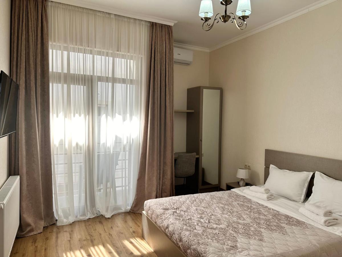 Flamingo Hotel Анаклия Екстериор снимка